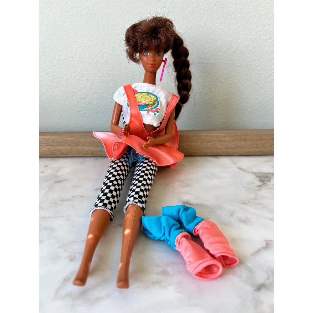 1988 Cool Times Teresa Barbie Doll Mattel #3218
